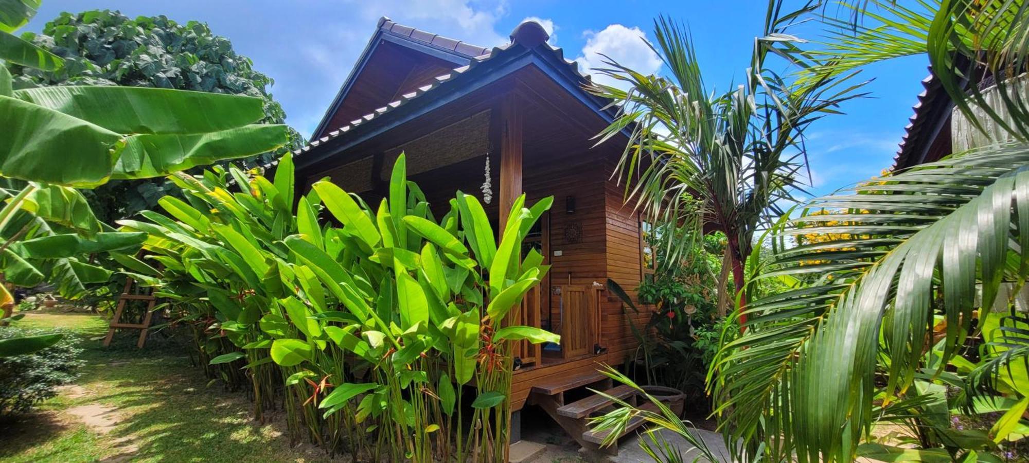 Samui Blue Bird Bed & Breakfast Mae Nam Exterior photo